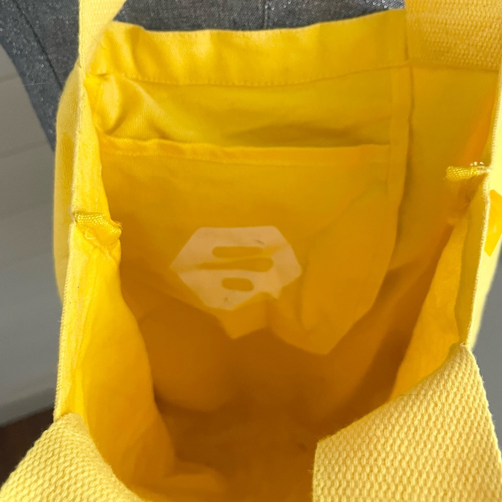 Bumble Canvas Bag - Picture 3 of 5